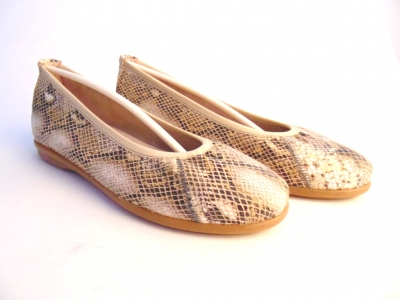 Pantofi femei Lui Shoes, cod 2P401, seria RAINBOW, bej, piele naturala