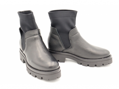 Botine femei Lui Shoes, cod 2B32, seria VERA, negru, piele naturala