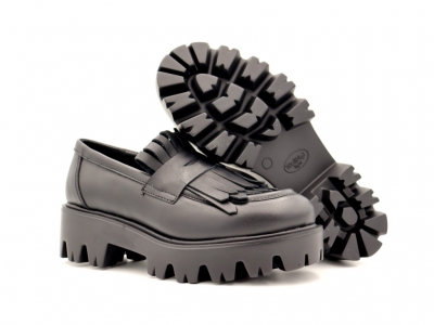 Pantofi femei Lui Shoes, cod 2P435, seria LORI, negru, piele naturala