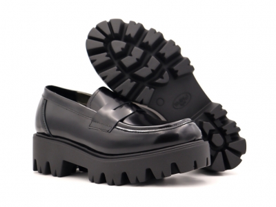 Pantofi femei Lui Kids, cod 2P450, seria LORI, negru, piele naturala