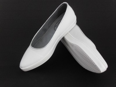 Pantofi femei LM, cod 2P290, seria PRINCESS, alb, piele naturala