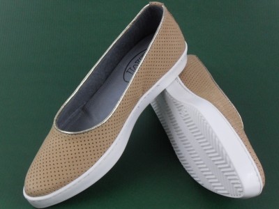 Pantofi femei LM, cod 2P293, seria PRINCESS, bej, piele naturala