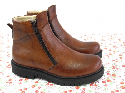 Ghete femei LM, cod 2G627, seria SMILE, maro, piele naturala