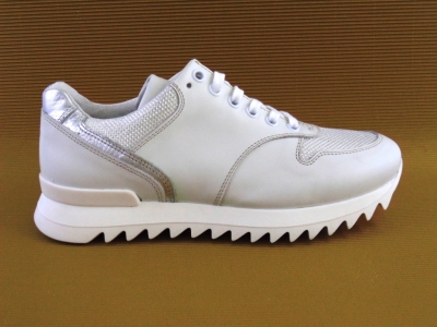 Pantofi sport femei LM, cod 2A249, seria NADIA, alb, piele naturala