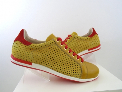 Pantofi sport barbati Lui.Gi, cod 1A562, seria ARIA, galben, piele naturala